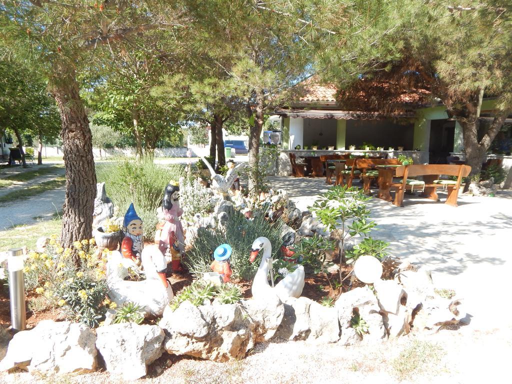 Rooms Camp Marina 로조박 외부 사진